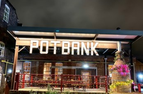 Potbank Aparthotel