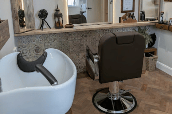 Tiny Salon
